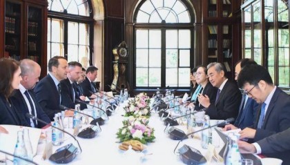 波兰承诺：确保中欧班列畅通！勒索中国一石三鸟，我们如何破局？