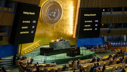 他们，正式承认巴勒斯坦国