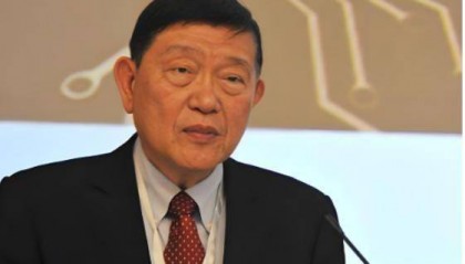 中芯国际创始人张汝京曾说，他说在自己离开台积电时，台积电董事长告诉他，你敢去大陆，那在台积电的这么多股票就不能拿了