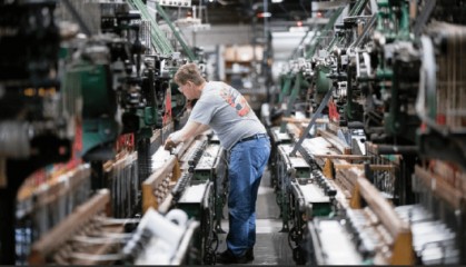 10月2日外盘头条：马斯克净资产接近5000亿美元 英国拟对新上市公司股票免征印花税 英特尔拟为AMD代工芯片