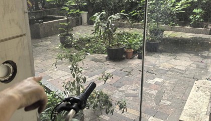 “男子疑遭妻子家暴跳楼身亡”追踪：父母提起刑事自诉，法院回应近期将答复 婚事曾遭家人反对