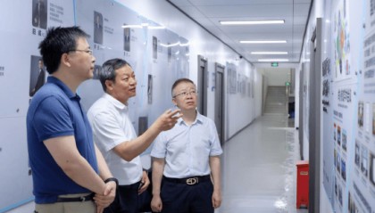 湖北省生态环境厅党组书记、厅长严天文 调研核聚变能科研平台建设情况