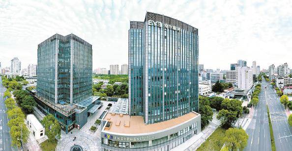 上海爱尔眼科医院 1+5 打造华东区域眼科医学中心