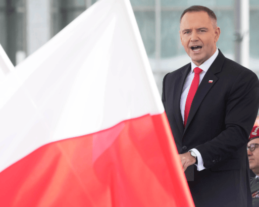 对中方做出保证后,波兰转头就拒守承诺,大批货柜滞留,中方早就找到解决办法