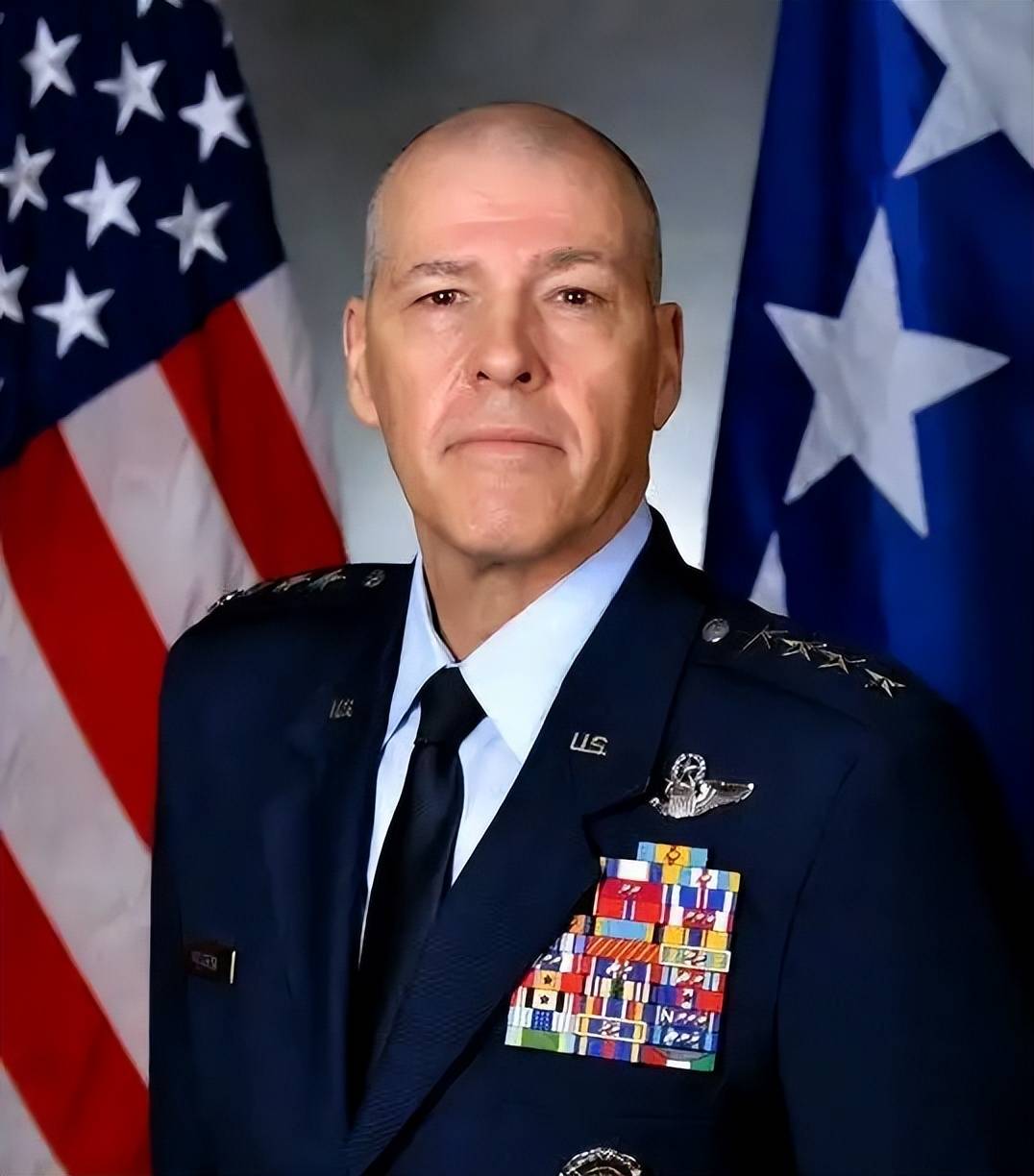 又一个美军四星上将辞职,美防长话音才刚落!更糟的还在后面