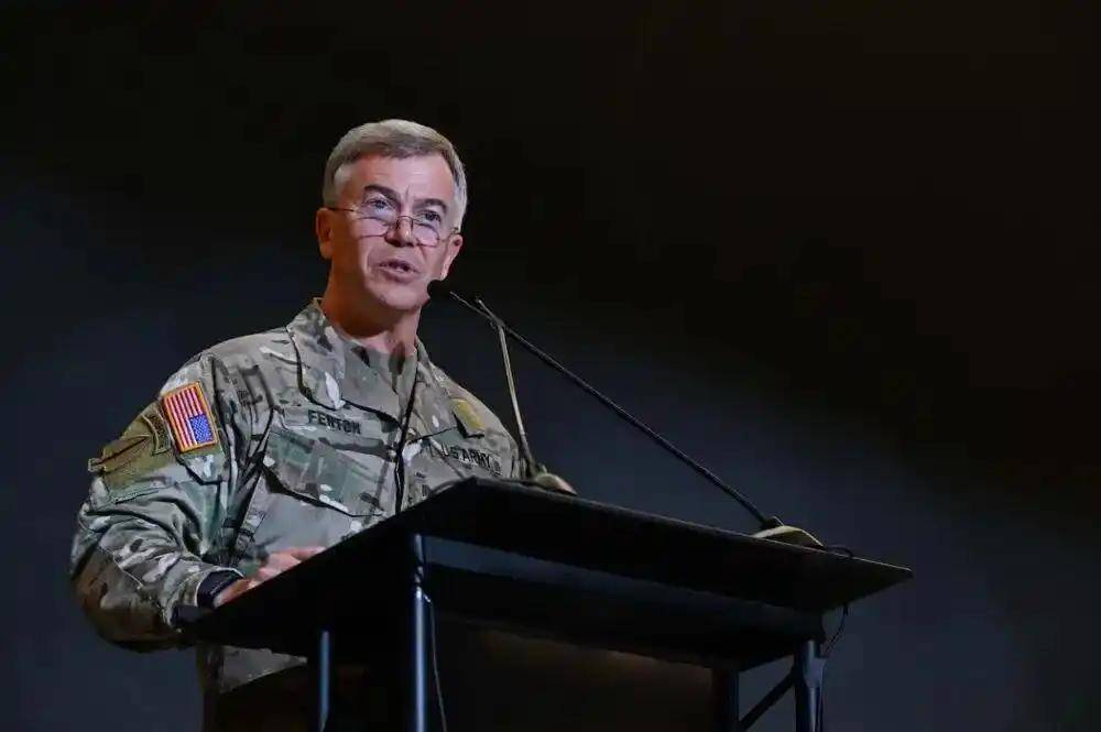 又一个美军四星上将辞职,美防长话音才刚落!更糟的还在后面