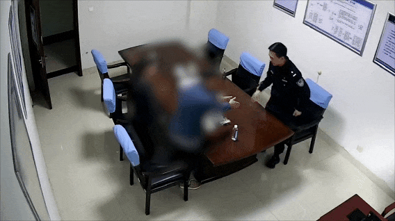 紧急搜查!山东一包裹里惊现半斤黄金!