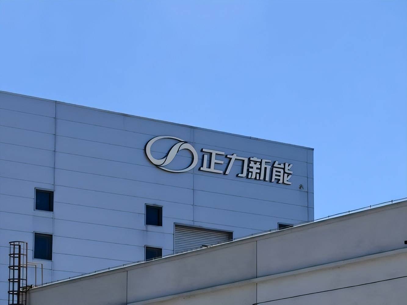 年赚8亿，曹德旺家族的“宁德时代”要IPO了